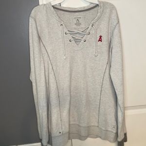 Antigua sweatshirt